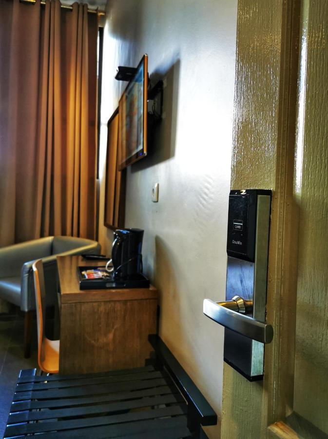 Stay Inn - Guest House Maputo Extérieur photo